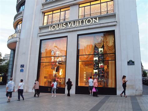 buying louis vuitton in paris 2017|louis vuitton store paris france.